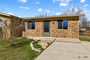 222 Redbud Ln, New Braunfels, TX 78130 - Photo 1