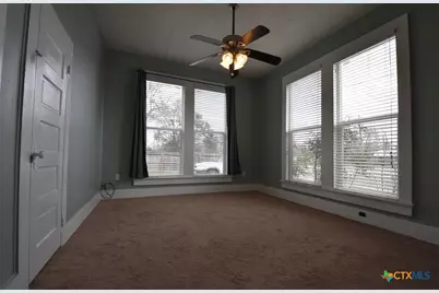 109 E Bailey Street, Cuero, TX 77954 - Photo 5
