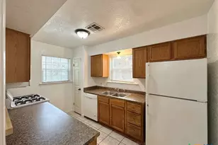 1128 Royal Crest Dr, Killeen, TX 76549 - Photo 15