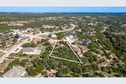 1013 Napoli, New Braunfels, TX 78132 - Photo 3