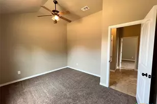 201 Sladecek Dr, Killeen, TX 76542 - Photo 9