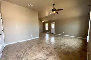 201 Sladecek Dr, Killeen, TX 76542 - Photo 3