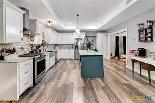 114 S Washington, El Campo, TX 77437 - Photo 11