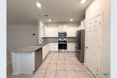 8919 Sky Crest Drive, Temple, TX 76502 - Photo 3