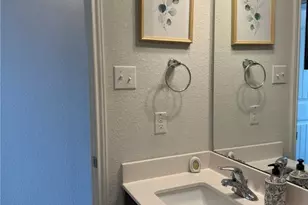 104 Green Jay Dr, Jarrell, TX 76537 - Photo 5