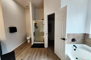 1212 Neuberry Cliffe, Temple, TX 76502 - Photo 11