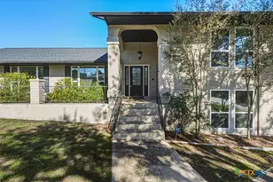 21 Royal Crest, New Braunfels, TX 78130 - Photo 3