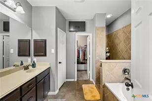 525 Pecan Farms, New Braunfels, TX 78130 - Photo 17