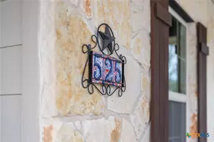 525 Pecan Farms, New Braunfels, TX 78130 - Photo 3