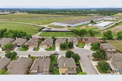 525 Pecan Farms, New Braunfels, TX 78130 - Photo 9