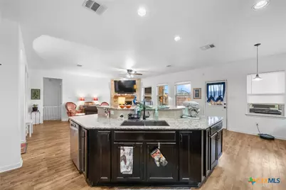 525 Pecan Farms, New Braunfels, TX 78130 - Photo 21