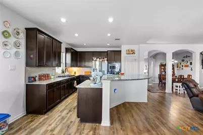 525 Pecan Farms, New Braunfels, TX 78130 - Photo 11