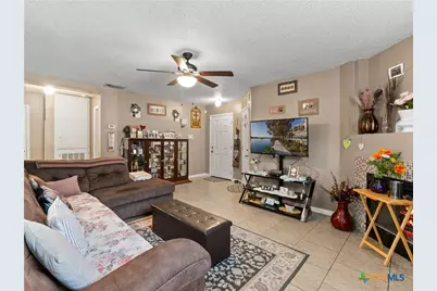 6831 Celes Meadow Drive, Converse, TX 78109 - Photo 5