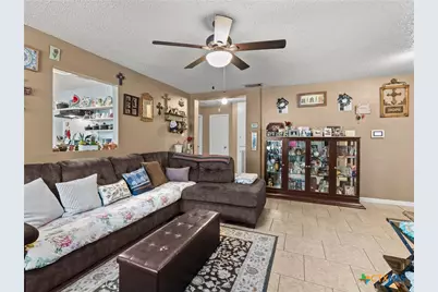 6831 Celes Meadow Drive, Converse, TX 78109 - Photo 7