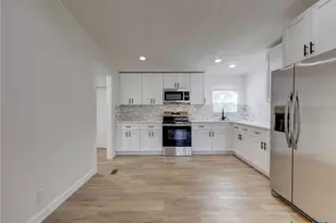 4504 Atlantis Dr, Austin, TX 78725 - Photo 9