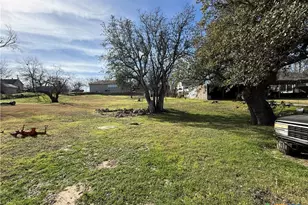 609 E Henry, Hamilton, TX 76531 - Photo 41