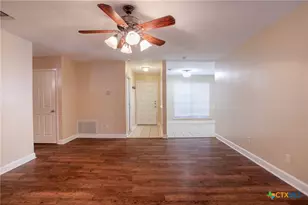 508 Queenswood Trail, Victoria, TX 77901 - Photo 5