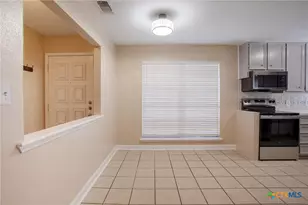 508 Queenswood Trail, Victoria, TX 77901 - Photo 9