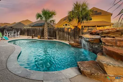 2901 Glen View, Seguin, TX 78155 - Photo 1