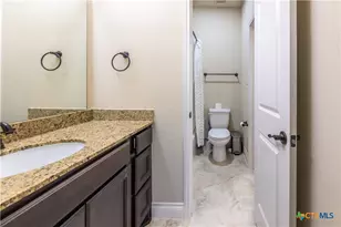 2901 Glen Vw, Seguin, TX 78155 - Photo 27