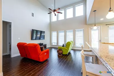 2901 Glen View, Seguin, TX 78155 - Photo 15