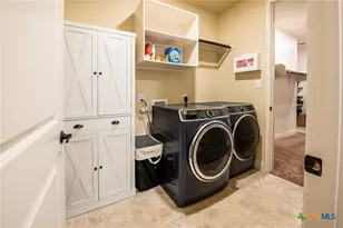 2901 Glen Vw, Seguin, TX 78155 - Photo 11