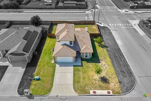 2114 Hamilton Ln, Belton, TX 76513 - Photo 3