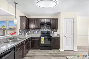 2114 Hamilton Ln, Belton, TX 76513 - Photo 9