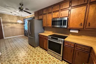 409 Taos Dr, Victoria, TX 77904 - Photo 9