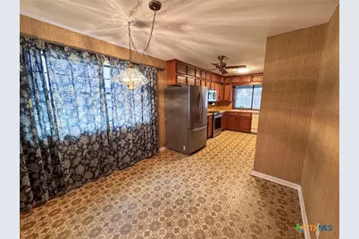 409 Taos Drive, Victoria, TX 77904 - Photo 11