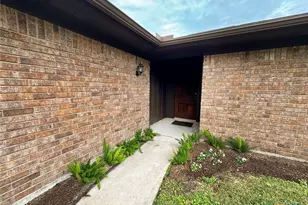 409 Taos Dr, Victoria, TX 77904 - Photo 3