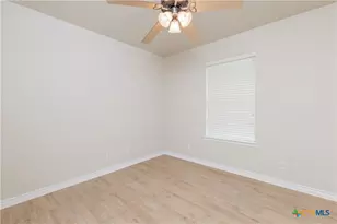 404 Rowdy Dr, Killeen, TX 76542 - Photo 11