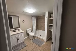 516 Ella St, Port Lavaca, TX 77979 - Photo 9