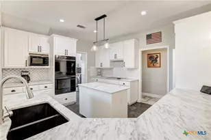 300 Champions Dr, Georgetown, TX 78628 - Photo 13