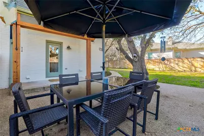 300 Champions Drive, Georgetown, TX 78628 - Photo 37