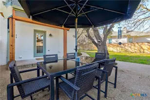 300 Champions Dr, Georgetown, TX 78628 - Photo 37