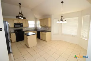 3610 Armstrong County Ct, Killeen, TX 76549 - Photo 3