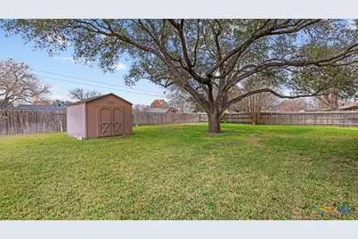 1310 Lakewinds Circle, New Braunfels, TX 78130 - Photo 25