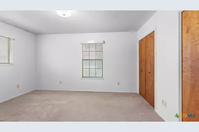 1310 Lakewinds Circle, New Braunfels, TX 78130 - Photo 19