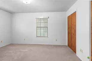 1310 Lakewinds Cir, New Braunfels, TX 78130 - Photo 19