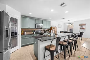 306 E Vega Ln, Killeen, TX 76542 - Photo 9