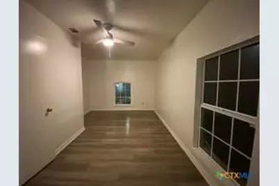 1512 E Barton Avenue, Temple, TX 76501 - Photo 9