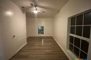 1512 E Barton Ave, Temple, TX 76501 - Photo 9