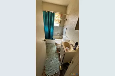 715 W Avenue B, Copperas Cove, TX 76522 - Photo 19