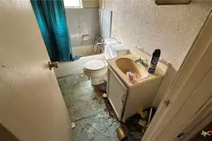 715 W Avenue B, Copperas Cove, TX 76522 - Photo 17