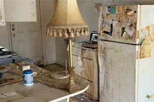 715 W Avenue B, Copperas Cove, TX 76522 - Photo 25