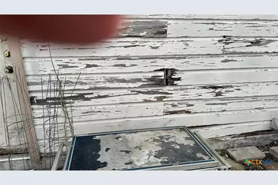 715 W Avenue B, Copperas Cove, TX 76522 - Photo 5