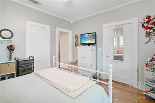 314 W Brackenridge St, Edna, TX 77957 - Photo 17