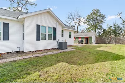 314 W Brackenridge Street, Edna, TX 77957 - Photo 21
