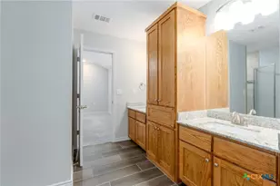 320 Sunrise Hills, Lampasas, TX 76550 - Photo 17